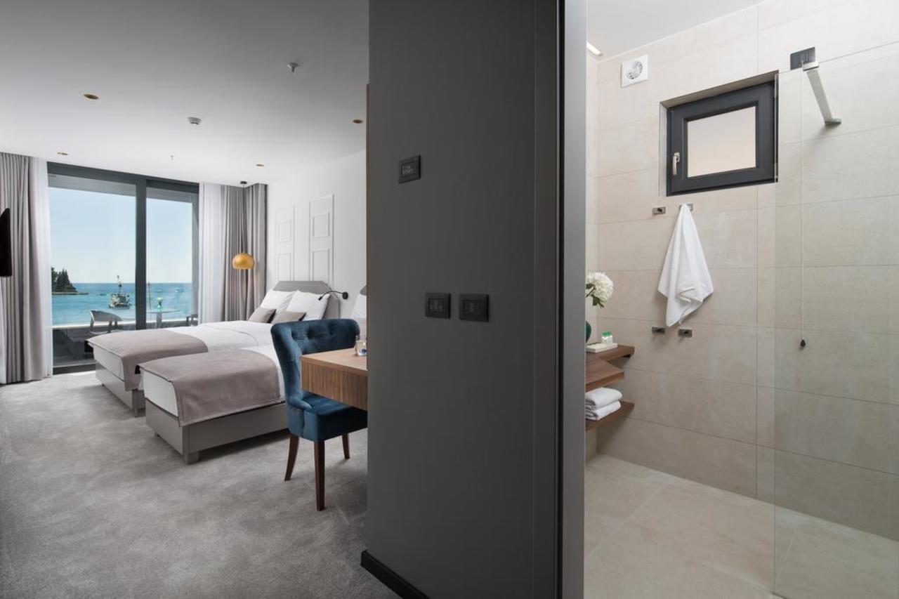 Hotel Delfin Rovinj Buitenkant foto